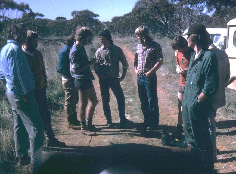 1975 Honours Class Shooting Seismic Reflection at Kambalda.