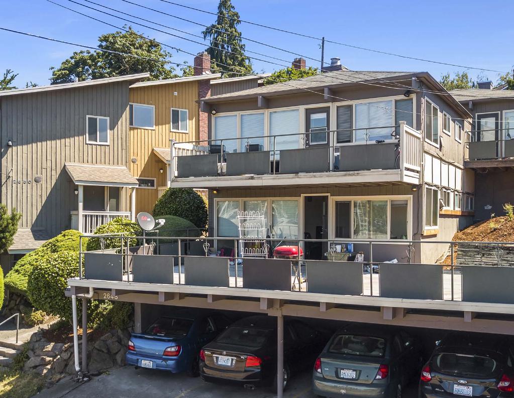 QUEEN ANNE 2648 & 2650 14th Avenue W, Seattle, WA 98119 A MULTI-FAMILY INVESTMENT OPPORTUNITY +