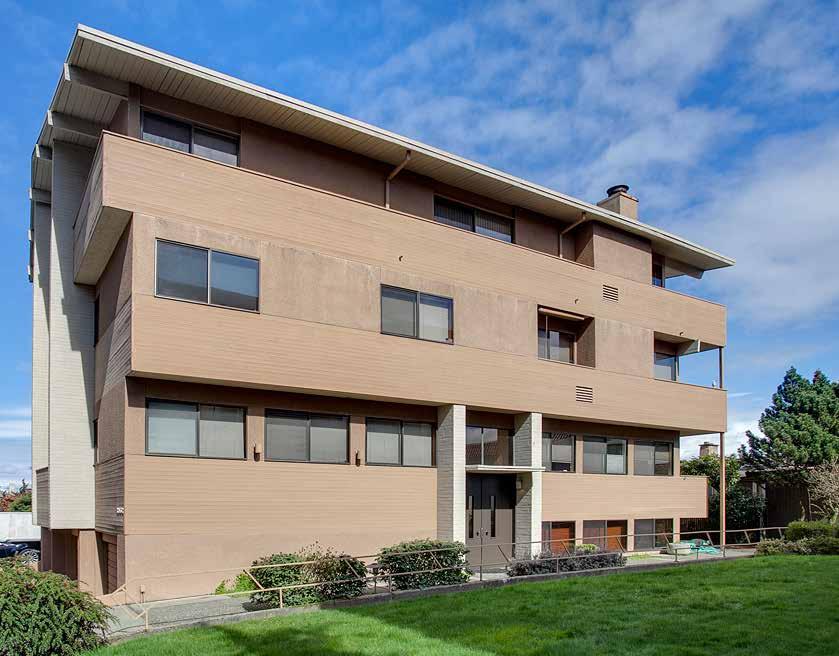 $2,150,000 Offering Memorandum QUEEN ANNE 6 UNIT 2462 Dexter Ave N Seattle, Washington INVESTMENT HIGHLIGHTS Prime Queen Anne location Highly desired tenant features Central to S.