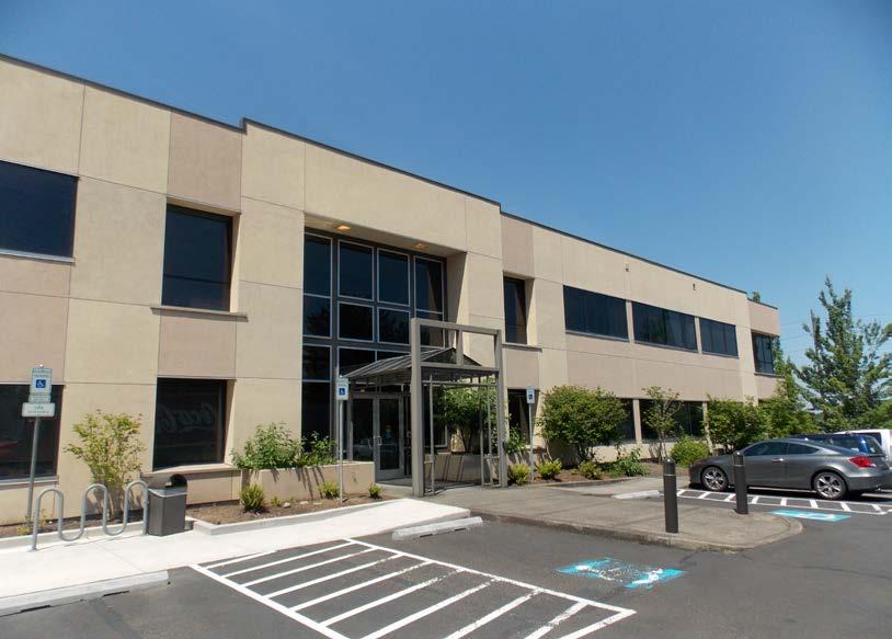 THE OFFERING Norris & Stevens, Inc. is pleased to offer for sale Centre 205 located in SE Portland at the Freeway interchange of I-205 and SE Division Street.