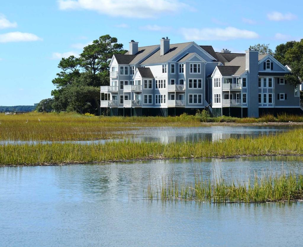 on Charleston's historic district properties, beach and resort listings, and waterfront executive homes along the South Carolina coast. Eve is no stranger to marketing, sales, and advertising.