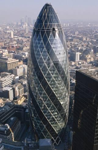 Swiss Re LONDON, U.K. This distinctive 42-story tapered glass tower, which features 24 KONE elevators, has dramatically changed the London skyline.