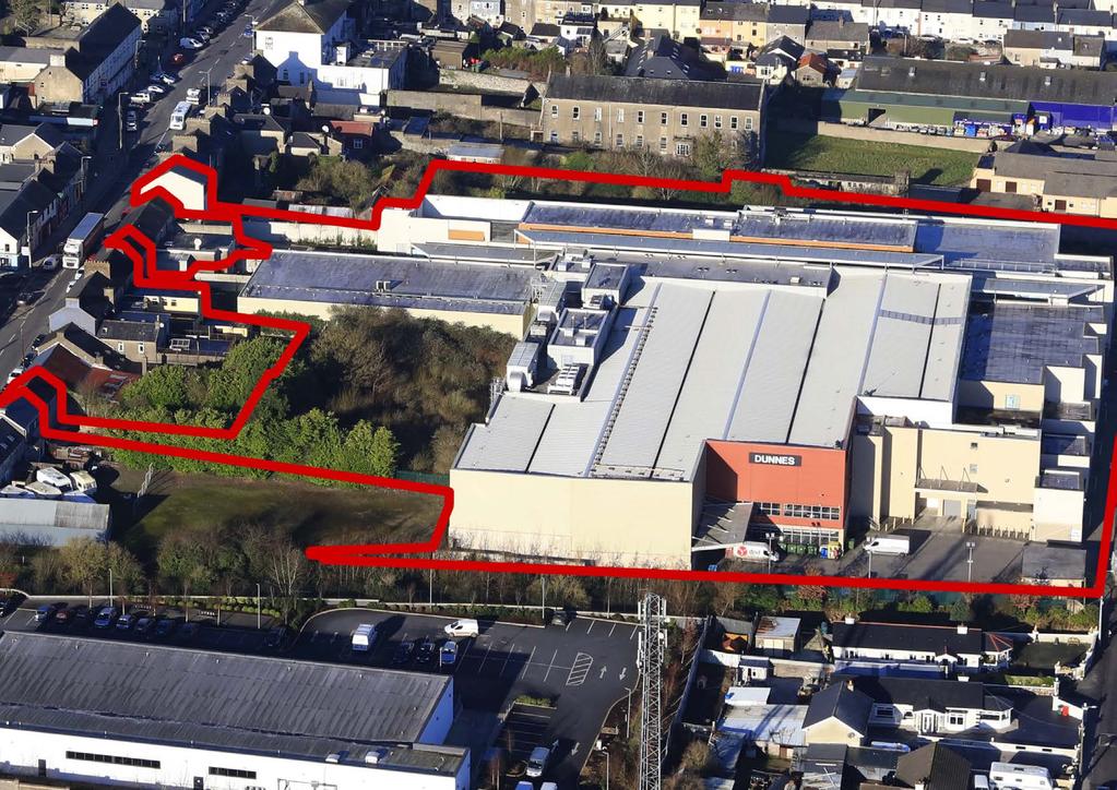 The Development 4,265 sqm Scheme 294 sqm Unicare Pharmacy T/A Lloyds Pharmacy with 16 years unexpired 450 car spaces Anchored by Dunnes Stores The Opportunity Current actual