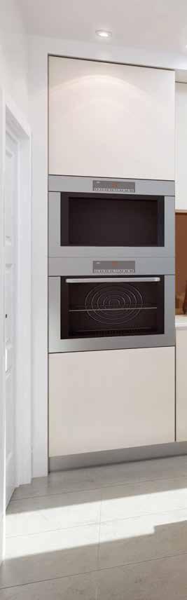 SPECIFICATIONS Individually designed handle-less kitchens by Poggenpohl Group Miele appliances including built in oven, microwave & induction hob Siemens appliances including fully integrated larder