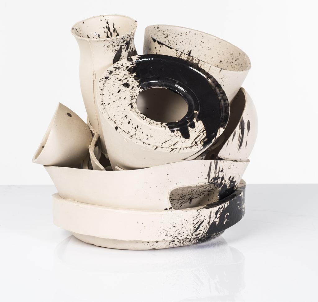Homage serie Ceramic Stoneware Numbered 3/50 Cor Unum Contemporary