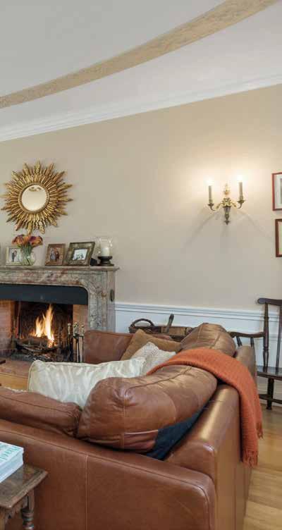 Greywell House Greywell House is a substantial family house offering wonderful family accommodation set in the heart of this exclusive private estate.