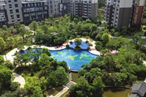 Option 3: Lingnan Piedmont (Individual Landlords) Lingnan Piedmont is 1.9 kilometers from the school. It is a residential complex with beautiful Lingnan style landscaping.