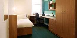 Rooms: Modern spacious en-suite bedrooms in shared apartments Private Bathroom: All rooms at Tufnell house are en-suite Meals: Self-catering (shared kitchen) Facilities: On-site gym, games room,