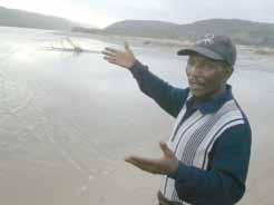 visserye Beperkings n groot bedreiging vir visvang gemeenskappe Nasionale Werkswinkel Deur Moegsien Ismail DAVID Gongqose van Dwesa-Cwebe aan die Wildekus van die Oos-Kaap, n visserman vir 11 jaar,