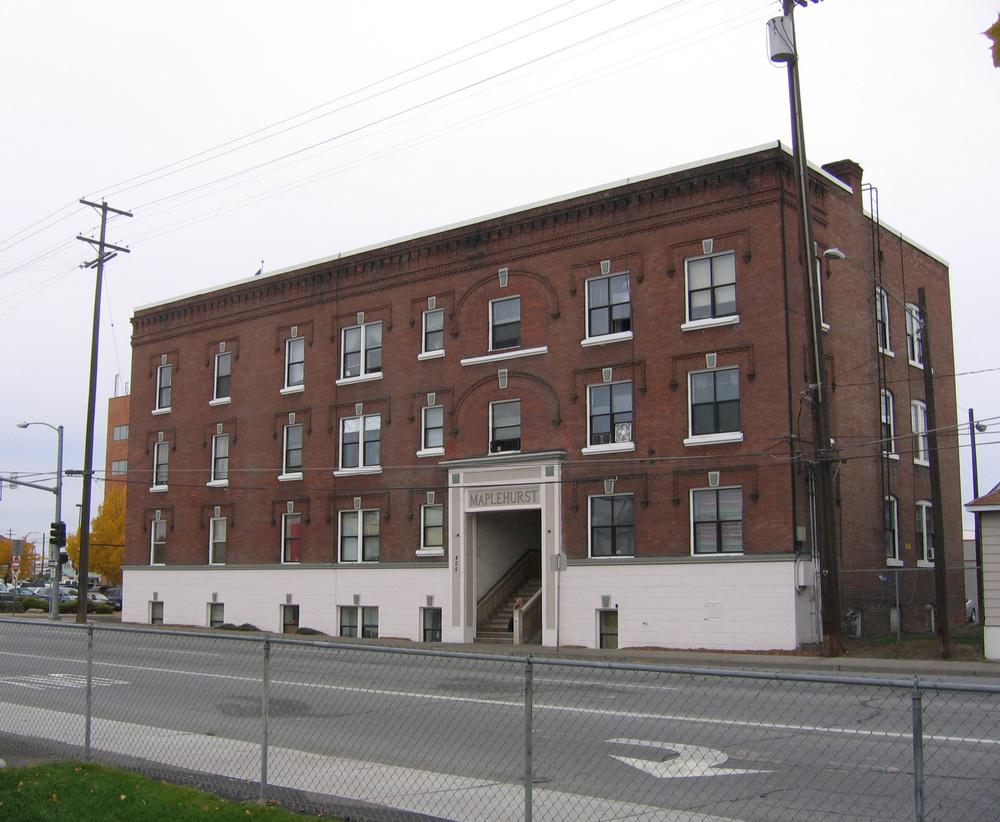 FOR SALE MULTI-FAMILY 405 & 411 South Maple Street, Spokane, WA 99204 SALE OVERVIEWVIEW SALE PRICE: $1,000,000 PROPERTY DESCRIPTION Historic 3 story building with 24 units, daylight basement Includes