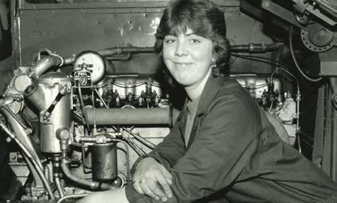 across the Atlantic. In 1982 she Minnie is part of Palmer, the first is all-female born crew of a Boeing 747.
