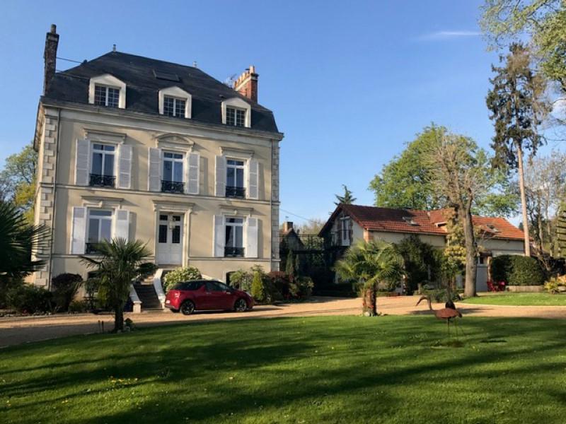 Hidden from prying eyes on the edge of Le Mans and dating back to the 1850's, this prestigious property has undergone a complete restoration and sympathetic modernisation creating a one of a kind