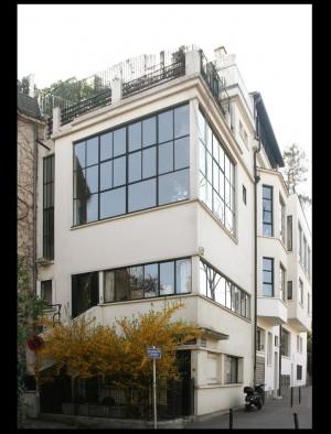 photo: Laurent David Ruamps House and studio Ozenfant Avenue Reille 53 75014 Paris France The house and studio in Paris for 's friend the painter Ozenfant is an early example of 'minimal'