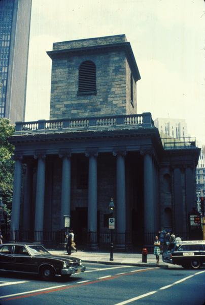 on ratio of column diameter The Royal Governor built the original on the town burying ground in 1688.
