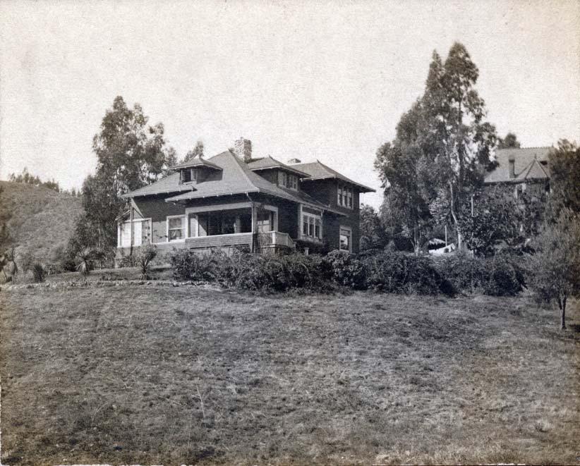 78 TOWN SETTLEMENT & LATE 19 TH CENTURY Greene and Greene in California; it was listed in the National Register in 1974, and is South Pasadena