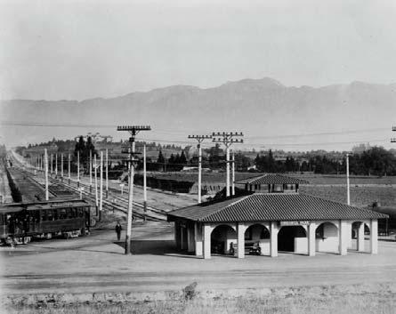 92 EARLY 20 TH CENTURY: OVERVIEW In addition to the Raymond Hotel, the City received another boost to its economy during this period with the arrival of the Pacific Electric Railroad s Pasadena Short