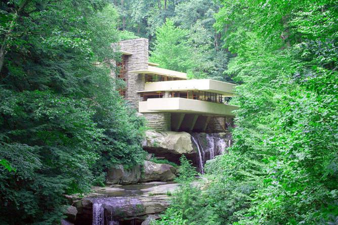 US architect Frank Lloyd Wright, who designed Fallingwater, believed that appropriate architecture would save the US from corruption.