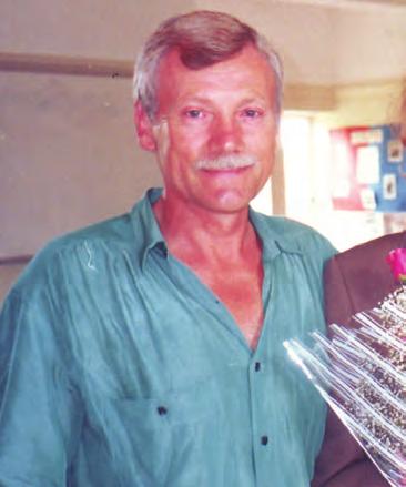PAGE 2 LETABA HERALD - Friday 19 August 2011 NEWS Well-known Joe Darvas passes on TZANEEN has lost a pioneer in the international avocado industry and an extraordinary man who always followed his