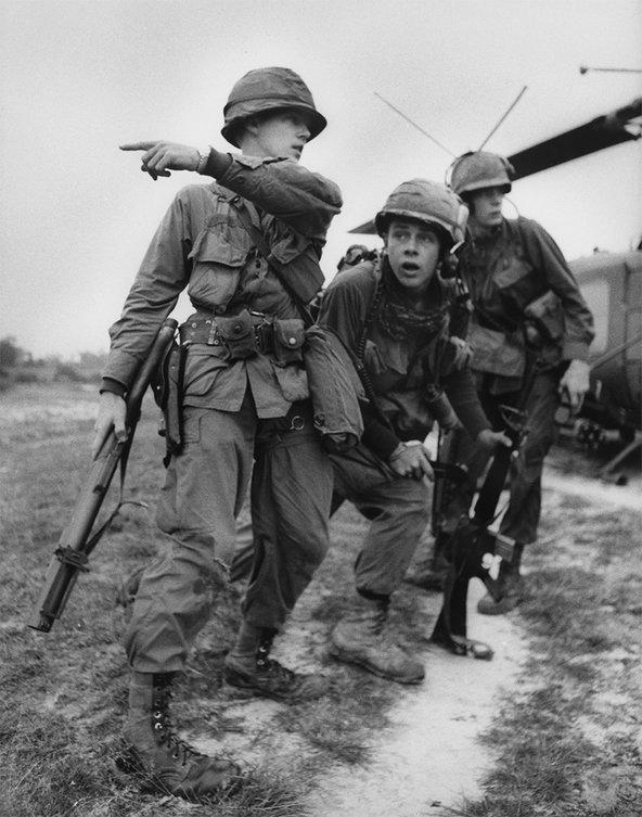 Soldiers during Operation Prairie, in 1967.