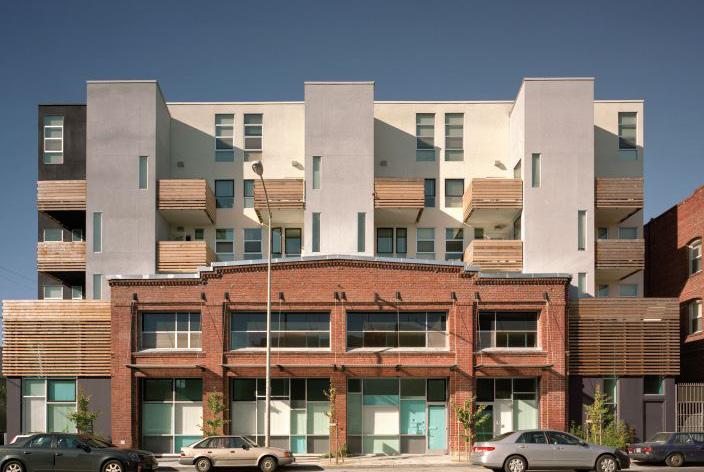 18 GUIDELINES FOR AFFORDABLE HOUSING BONUS PROGRAM DESIGN HISTORIC DISTRICT H APPLICABILITY The Guidelines below apply to AHBP projects located within districts determined to be Historic Resources
