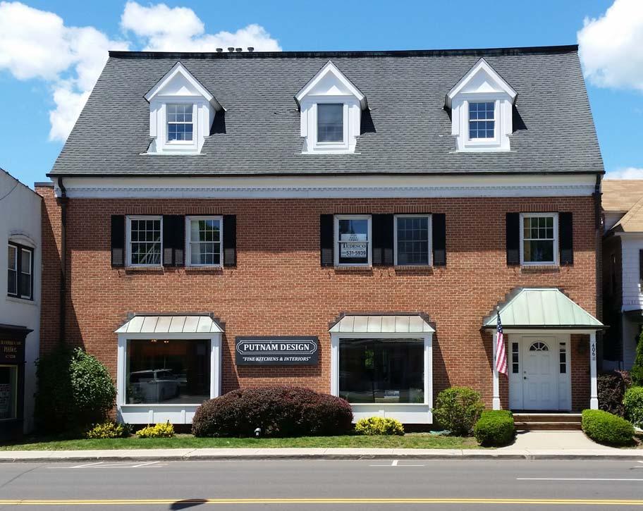 Greenwich - For Sale PROMINENT RETAIL / COMMERCIAL BUILDING * * POTENTIAL RESIDENTIAL CONVERSION * * 406 EAST PUTNAM AVENUE (US Rte 1) Greenwich (Cos Cob), CT Prominent Route 1 frontage Convenient