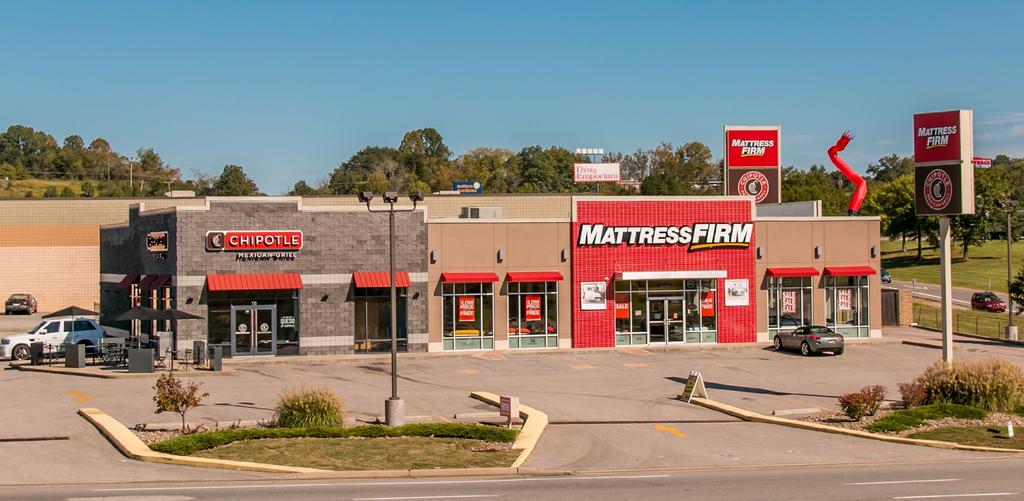 Investment Overview Marcus & Millichap is pleased to present this two-tenant pad site to the Huntington Mall in Barboursville, West Virginia, which is 14 miles east of Huntington, the second largest