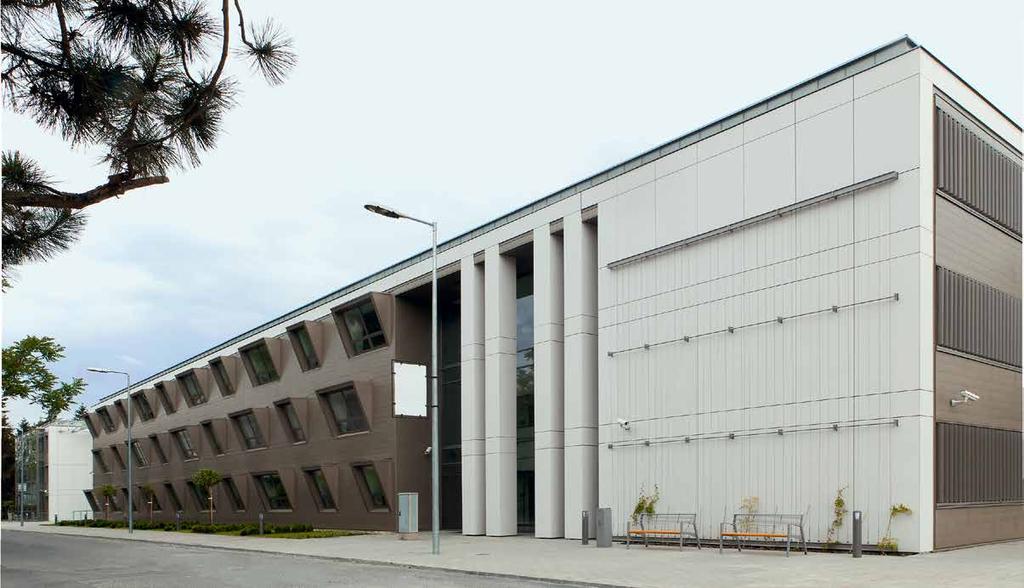 Coinciding with its fiftieth anniversary, the opening of the ÉMI Construction Knowledge Center marks the first step in the conversion of a former industrial zone into a hub for building research and