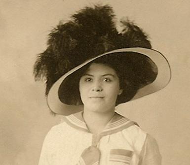 xvii Arcadia Chaboya Frances Valencia, 1914 Carrie s eldest daughter, Frances Valencia, was born on 19 October 1892 at San Luis Obispo.