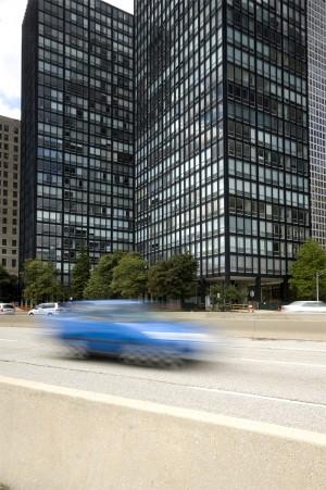 photo: Piotr Krajewski 860-880 Lake Shore Drive Apartments N Lake Shore Drive 860-880 Chicago Illinois 60611 860-880 Lake Shore Drive is a twin pair of glass-and-steel apartment towers on N Lake