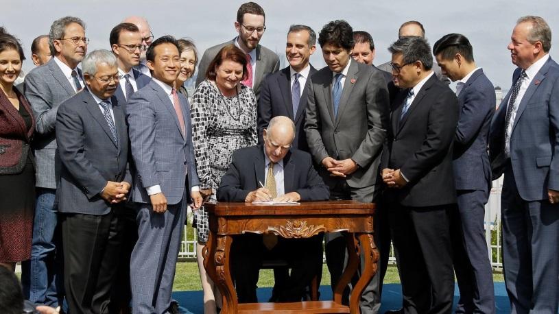 Housing Delivery: 2017 State Housing Package 15 housing bills signed by Governor Brown on Sep 29 Key highlights: Funding for Affordable Housing: $250m/yr from new real estate fees (SB 2) and $4b bond