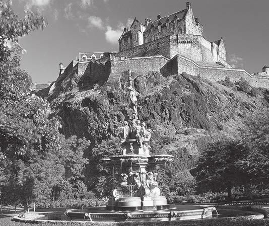 u 2 Ross Fountain, overshadowed by imposing Edinburgh Castle, was exhibited at the Great London Exposition of 1862. David Hume and economist Adam Smith called Edinburgh home.