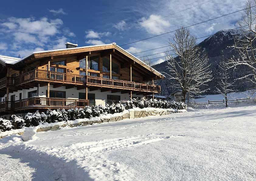 Property Information Chalet Neukirchen Just one apartment is now available on the ground floor of this brand new luxury apartment building.