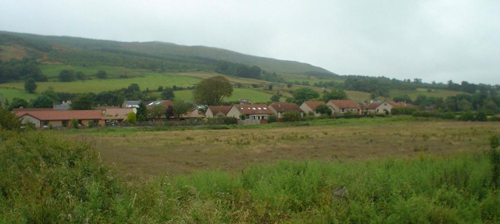 SITE H54, SCOTLANDWELL, PERTHSHIRE, KY13 9WF ü Zoned site allocated in Local Development Plan for 30 houses ü Attractive