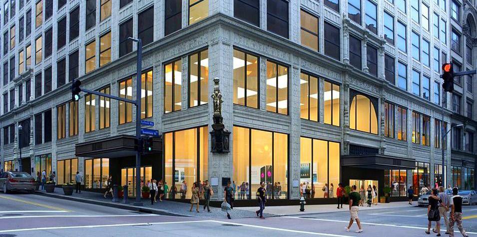 Up to 15,000 SF Restaurant Opportunity Under-the-clock space at the corner of Fifth and Smithfield PROPERTY FEATURES 16,476 AADT DEMOGRAPHICS Pittsburgh s new premier retail location 15,000 SF