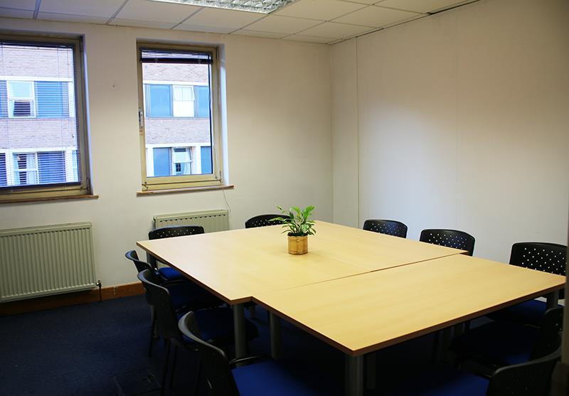 2 nd Floor South Wing Meeting Room 2 (6 people) Rates: 45 per day 9 per hour 6 per hour reduced rate for charities/ tenants Suitable for small meetings (6