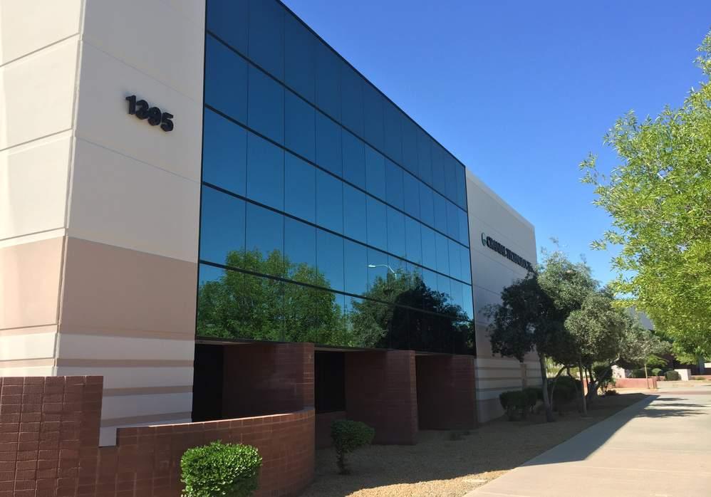 FOR SALE INDUSTRIAL CORPORATE MEDICAL DEVICE BUILDING 1395 Auto Drive Tempe, AZ 85284 PRESENTED BY: MICHAEL FINCH Senior Vice President 480.626.0219 michael.9nch@svn.