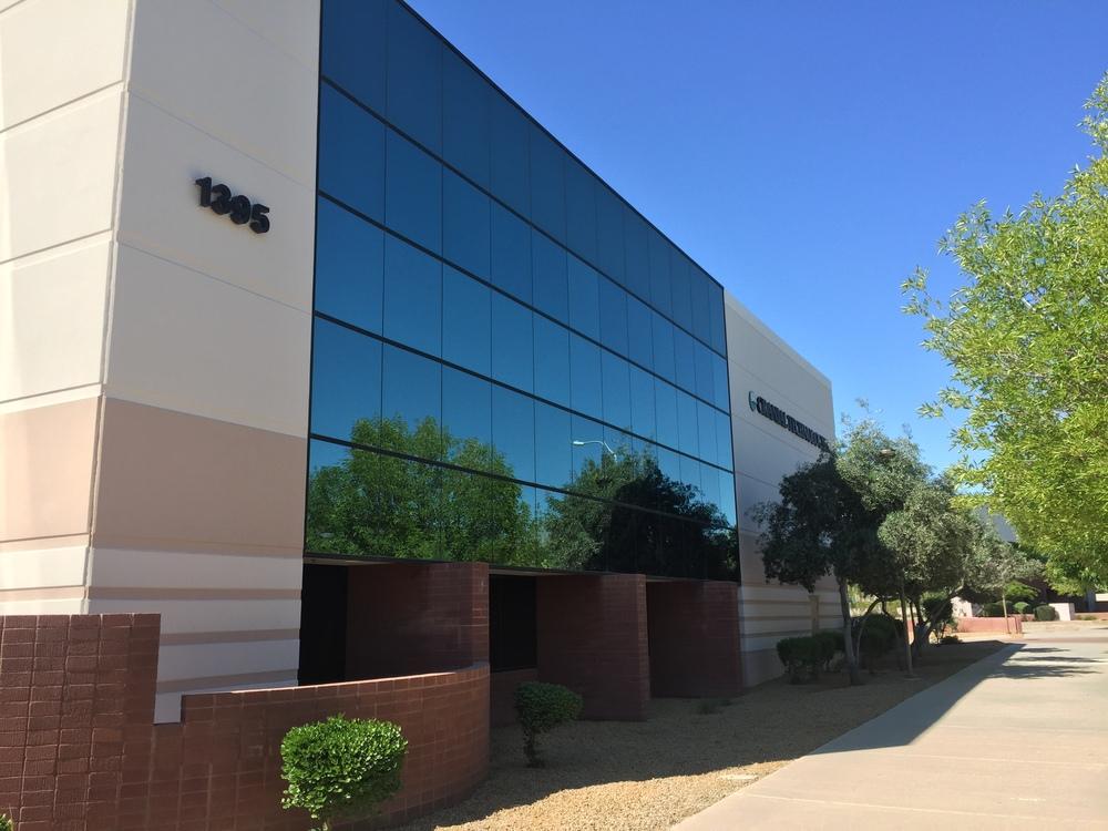 FOR SALE INDUSTRIAL CORPORATE MEDICAL DEVICE BUILDING 1395 Auto Drive Tempe, AZ 85284 PRESENTED BY: MICHAEL FINCH Senior Vice President 480.626.0219 michael.9nch@svn.