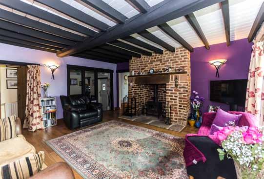 Low Waupley Farm Loftus, Saltburn-by-the-Sea TS13 4TY A Superb Grade II listed period farm house with two stunning cottages in this magnificent location of the North York Moors National Park