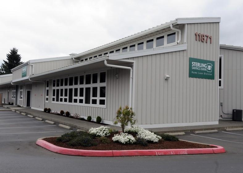 Warehouse Benik Building - Silverdale 11871 Silverdale Way NW, Suite 201 2,318 useable SF available.