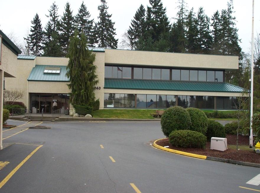 Warehouse Wheaton Business Center - Bremerton 4040 Wheaton Way 450 to 6,003 useable SF available.
