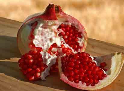 The festival celebrated the harvest season in Ein Arik, which is famous for its 10,000 pomegranate trees.