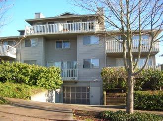 ISHERWOOD 3628 Linden Ave N, Seattle WA Year Built 1989 Units 32 Sales Price $11,550,000 Price/Unit