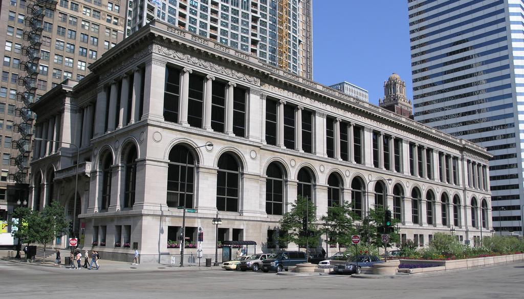 A Cultural Center (Randolph or Washington streets entrance) When this building originally opened as the Chicago Public Library in October 1897, some 10,000 Chicagoans toured the structure each day.