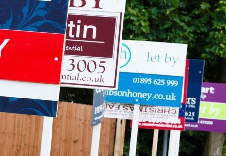 January 2018 PRS Report RENTAL MARKET STARTS 2018 ON THE BACK FOOT Key Findings The supply of rental properties fell by eight per cent from December to January, while demand for these properties grew