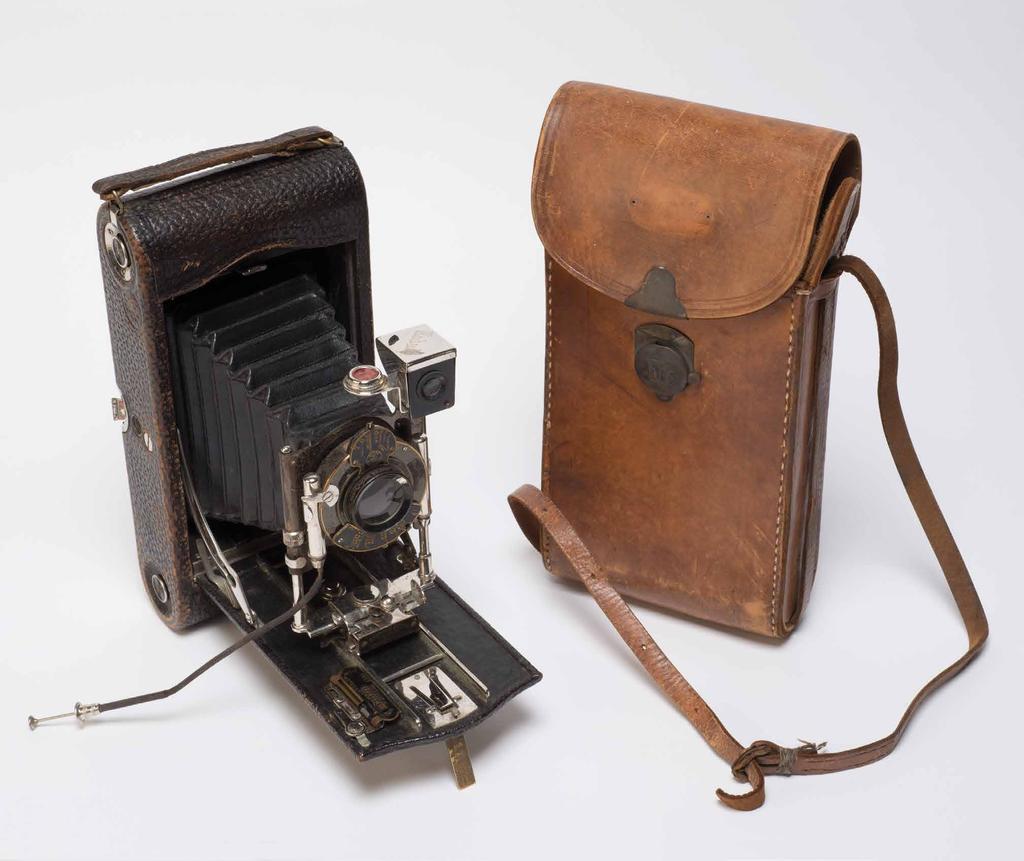 No. 3A Folding Pocket Kodak camera, Model C, with leather case, c. 1910.