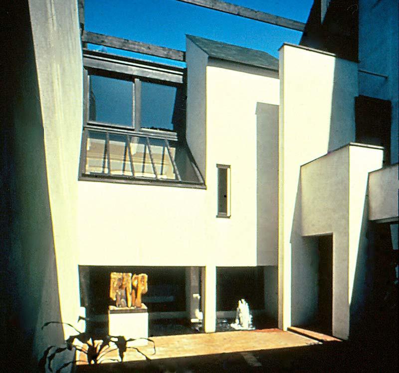 Courtyard McClennen House 1965 127 Pine Street,