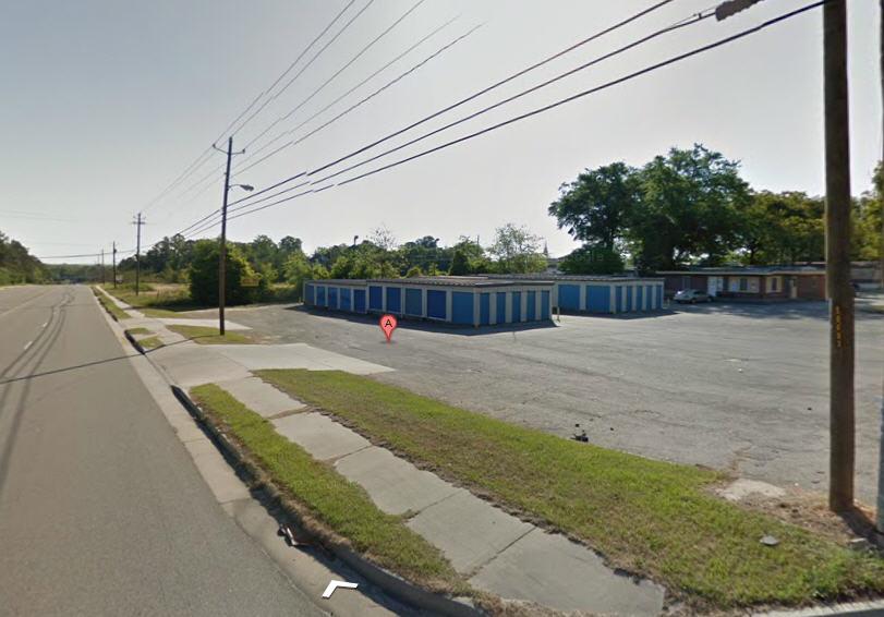 PROPERTY DESCRIPTION Mobile Home Park and Self Storage Units Macon, GA This park is located in the heart of Georgia the current space mix consists of 31 trailer pads with trailers, 2 lot rentals, 1