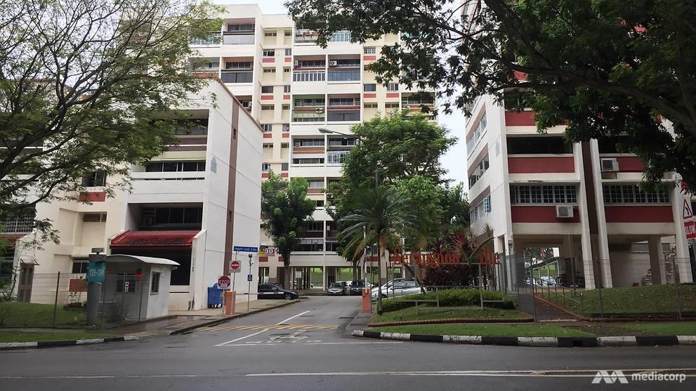 COMMON INTERESTS In an en bloc sale, motivated by common economic interests, owners of either strata units in private non-landed residential developments or houses on contiguous land plots come