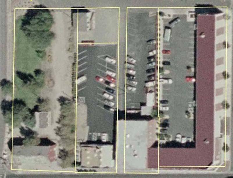 Exhibit 3B P 2: East Fork Site Existing Parking Existing Parking 28 Existing Site 42 spaces 14 Option 1: Additional Parking Lot 0.