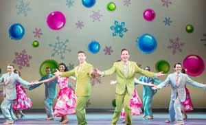 Page 2-LAWNDALE Bilingual News-Thursday, December 7, 2017 A White Christmas Cadillac Palace Theatre Through December 3 rd, 2017 Irving Berlin s White Christmas tells the story of two showbiz buddies